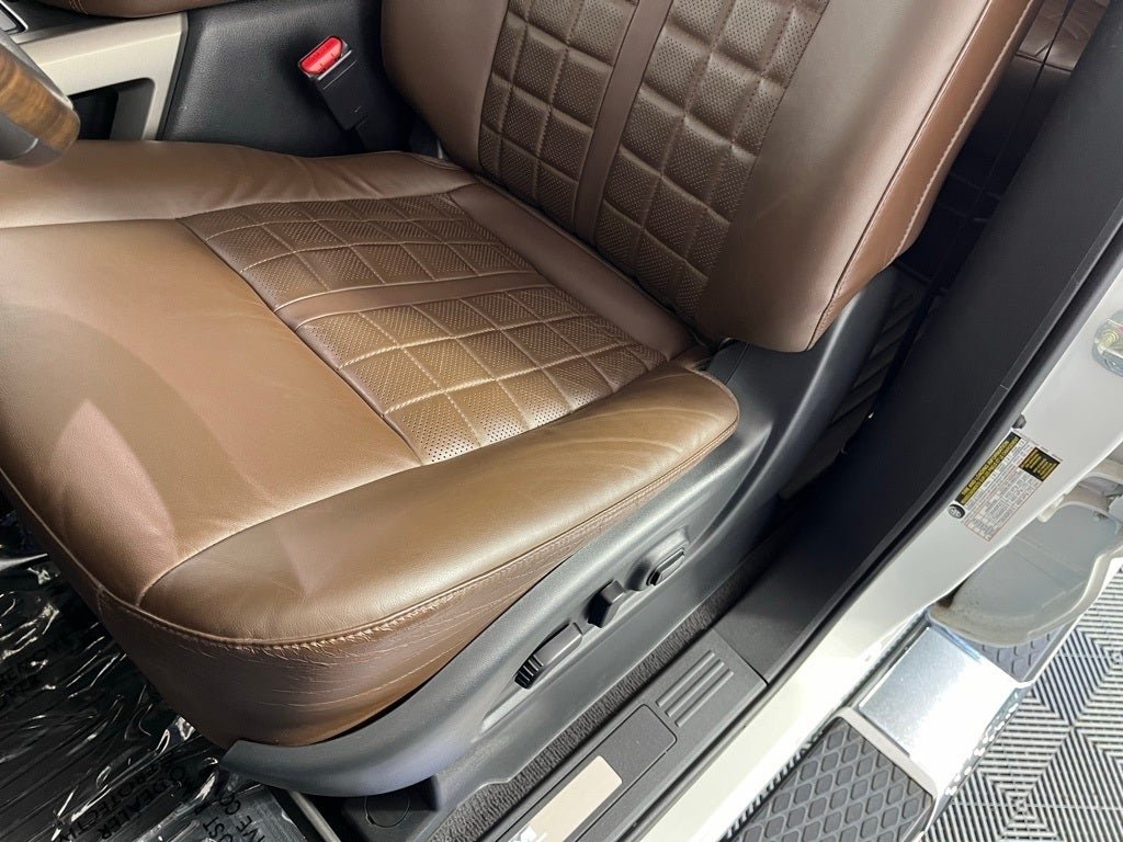 2021 Nissan Titan XD Platinum Reserve 4x4 Crew Cab
